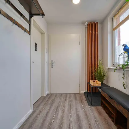 Zuarin Schlossblick Mit Dschungel-Feeling - Direkt Am Schlossgarten Von Schwerin - Ganzes Apartment - Parkplatz Vorhanden * Schwerin (Mecklenburg-Vorpommern)